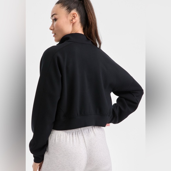 Ideology cropped 1/2 zip sweatshirt. EUC. Black, size XL - Picture 2 of 6